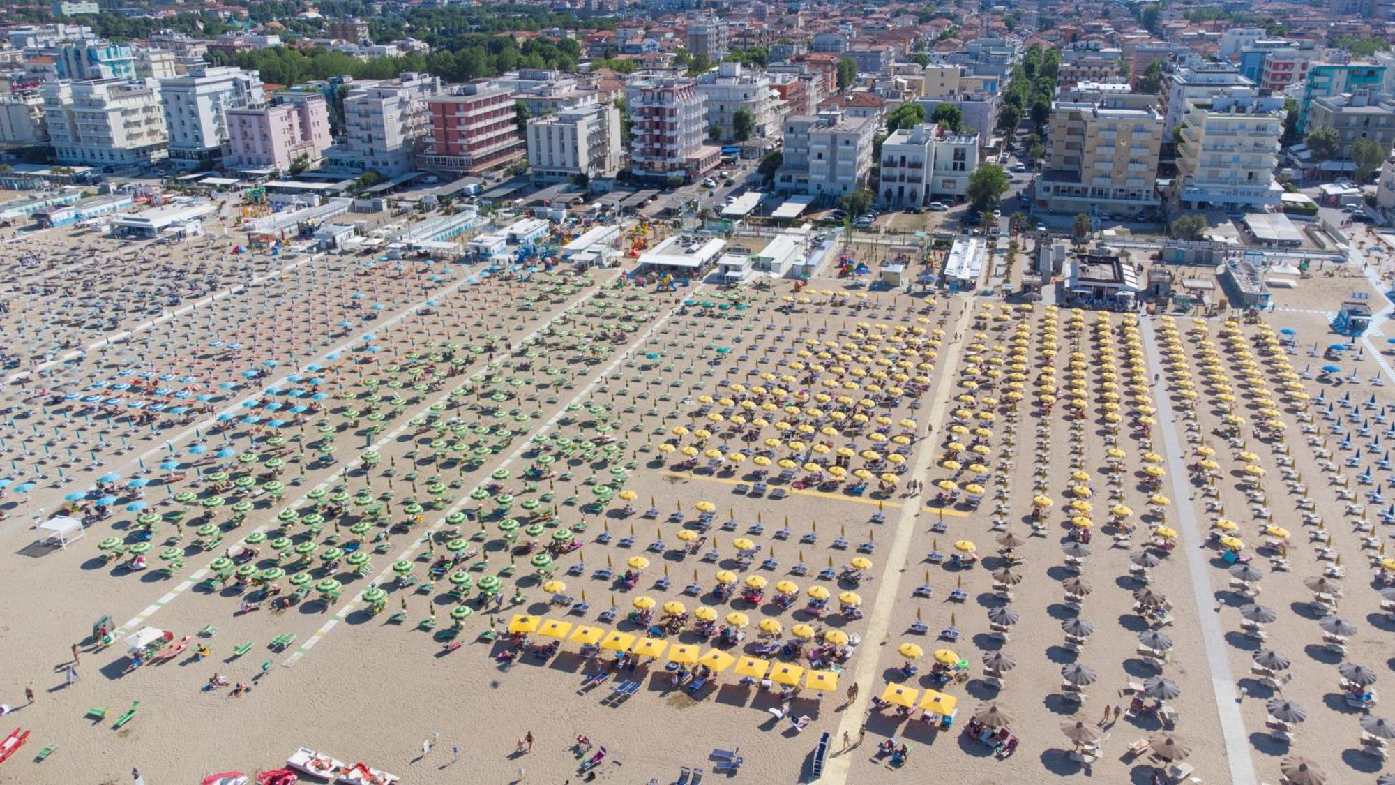Hotel NuovaMedusa Rimini Esterno foto